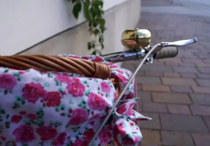 Jak uszyć worek do koszyka rowerowego - proste kroki i porady